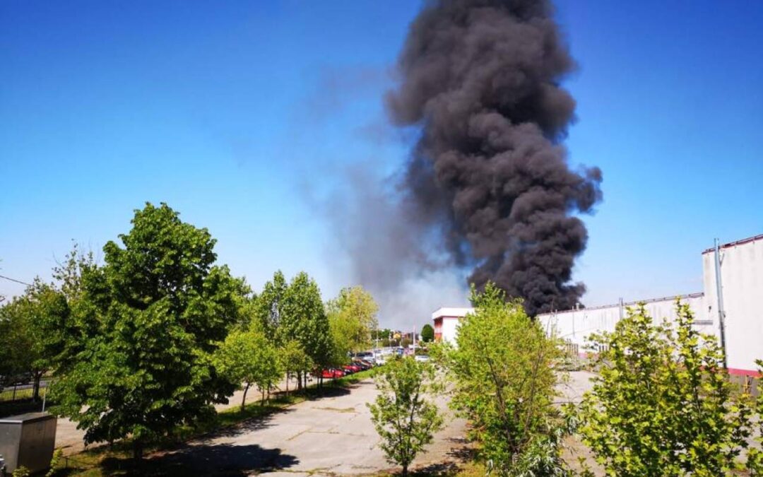 Stiamo seguendo un grave danno da incendio ad un importante concessionario